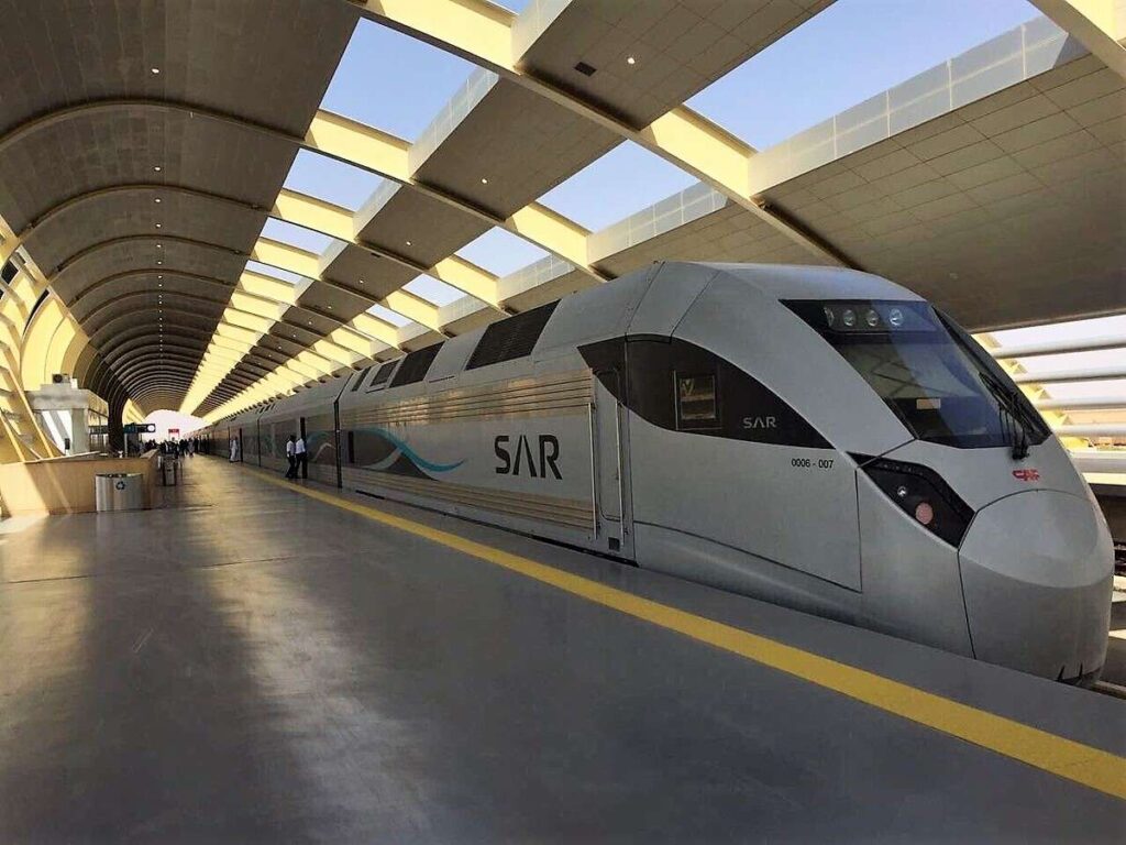 حجز تذاكر قطار سار 2026: الخطوات، المواعيد، والأسعار