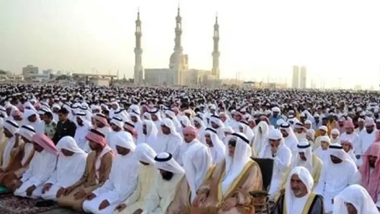طريقة صلاة عيد الأضحى: كم عدد التكبيرات وماذا يقرأ فيها؟