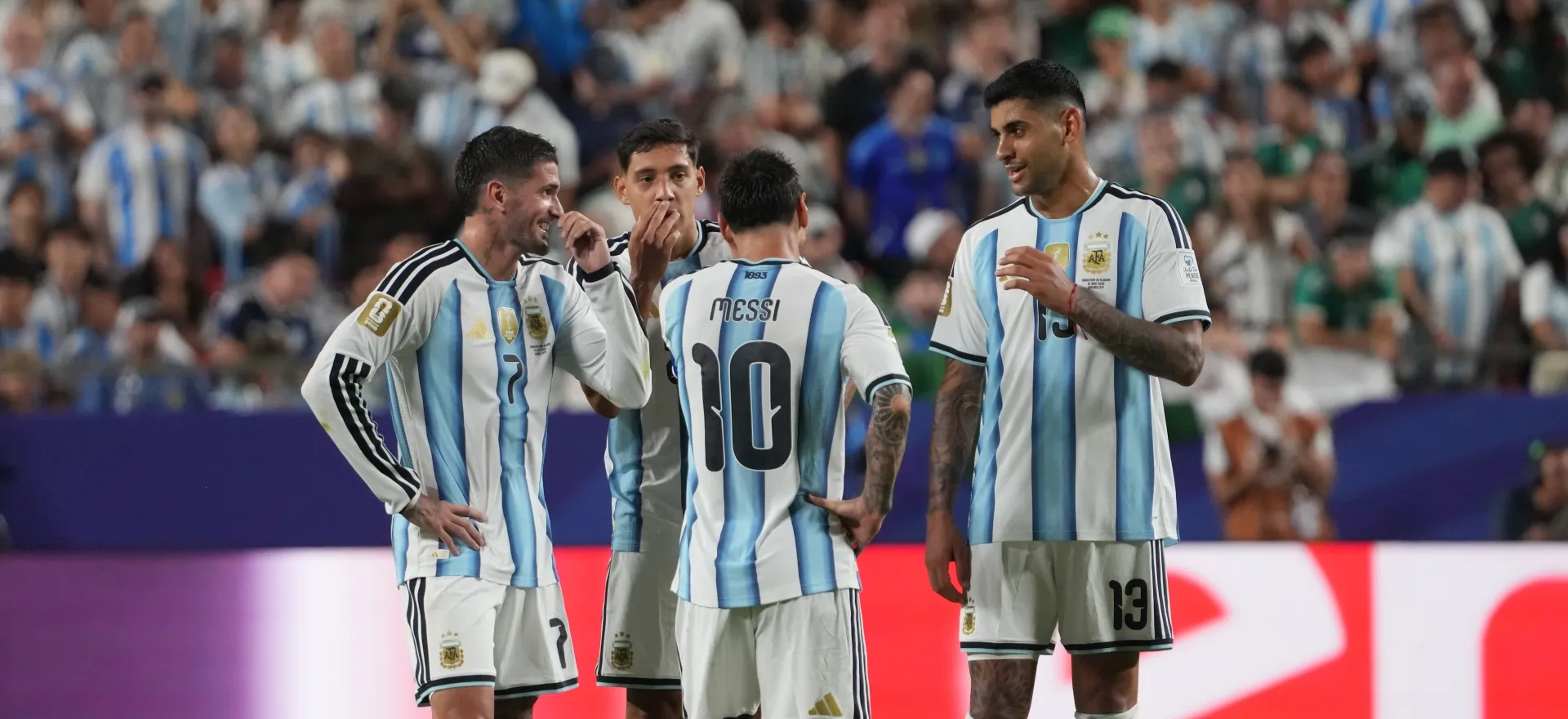 مباراة الأرجنتين اليوم مباشر.. القنوات الناقلة وموعد اللقاء والتشكيل المتوقع