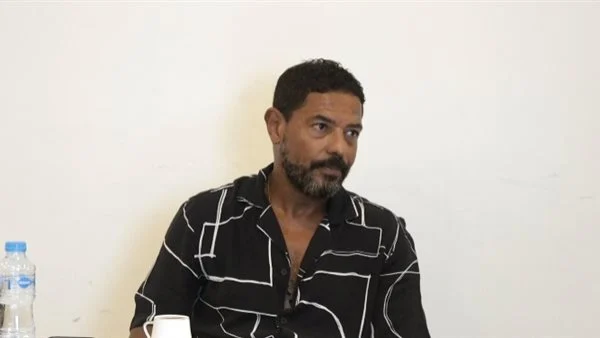 من هو هاني فرحات ويكيبيديا